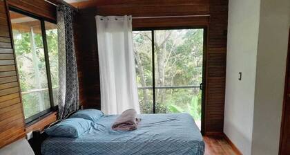bio-brunque cabin