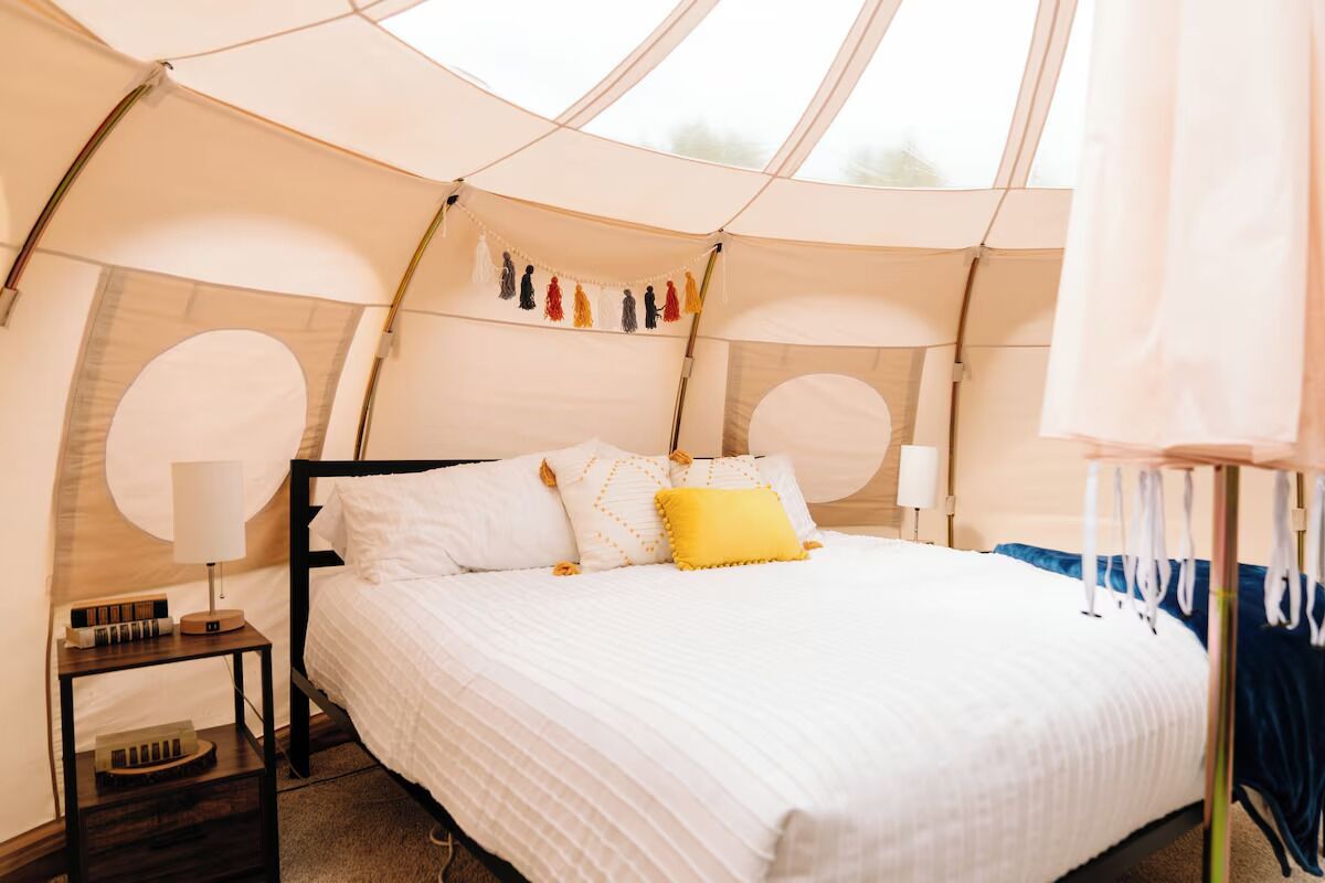 1 chambre, literie fournie