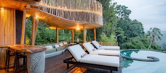 3 Bdr - The Dream Cliffside Bamboo Villa By Avana