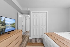 2 chambres, fer et planche Ă repasser, Wi-Fi gratuit, draps fournis