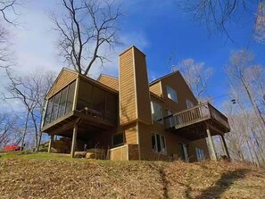 Exterior - Spacious 3 Story Home 4bd/4.5bth in Popular Eagle Ridge Golf Resort in Galena! (Galena)