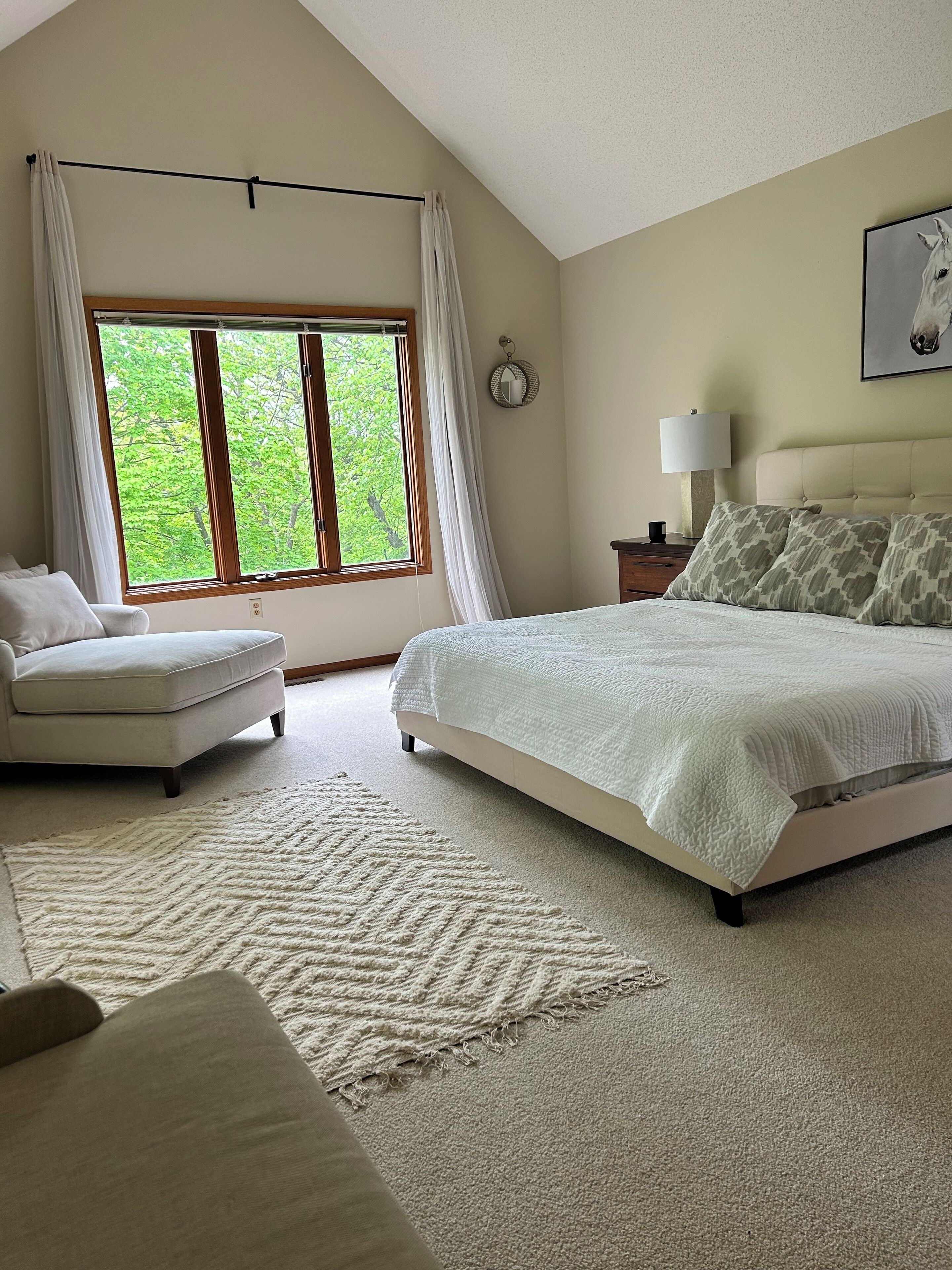 4 bedrooms, iron/ironing board, travel crib, free WiFi