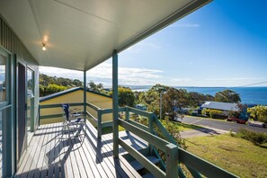 Terrace/patio - Sea Home with a view - Pet friendly (Pambula Beach)