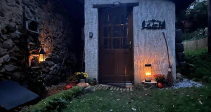 Cosy 2- bed Cottage in the mountains