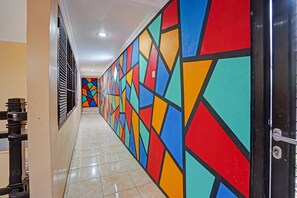 Lobby - OYO 90801 Deanofaa Residence Syariah (Surabaya)