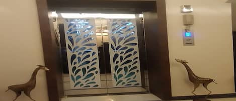 Elevator