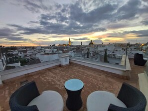 Terrace/patio - PALACIO BUENAVISTA LUXURY APARTMENTS 2.2 (Sevilla)