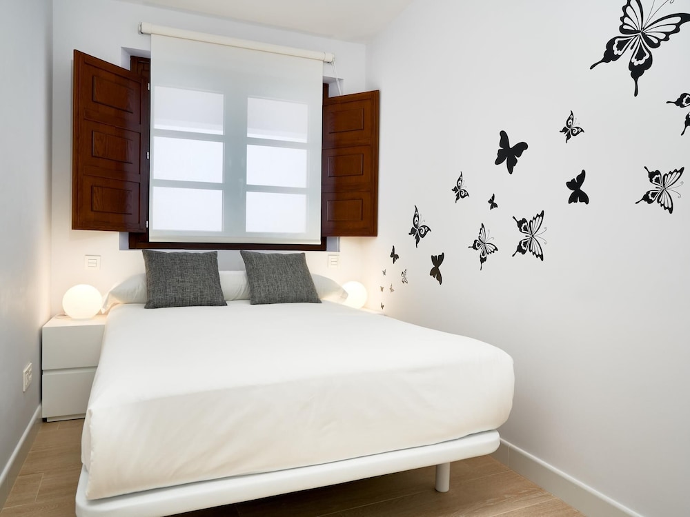 PALACIO BUENAVISTA LUXURY APARTMENTS B.3 Seville Vrbo