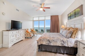 3 habitaciones, escritorio, wifi y ropa de cama 