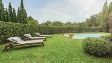Piscine extérieure