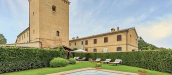 Villa Zambra by MMega