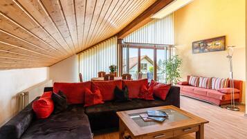 Televisio, DVD-soitin, stereot