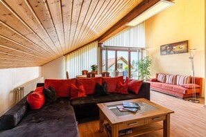 Televisio, DVD-soitin, stereot