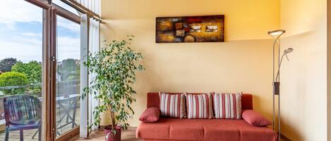 Tv, dvd-spelare och en stereo