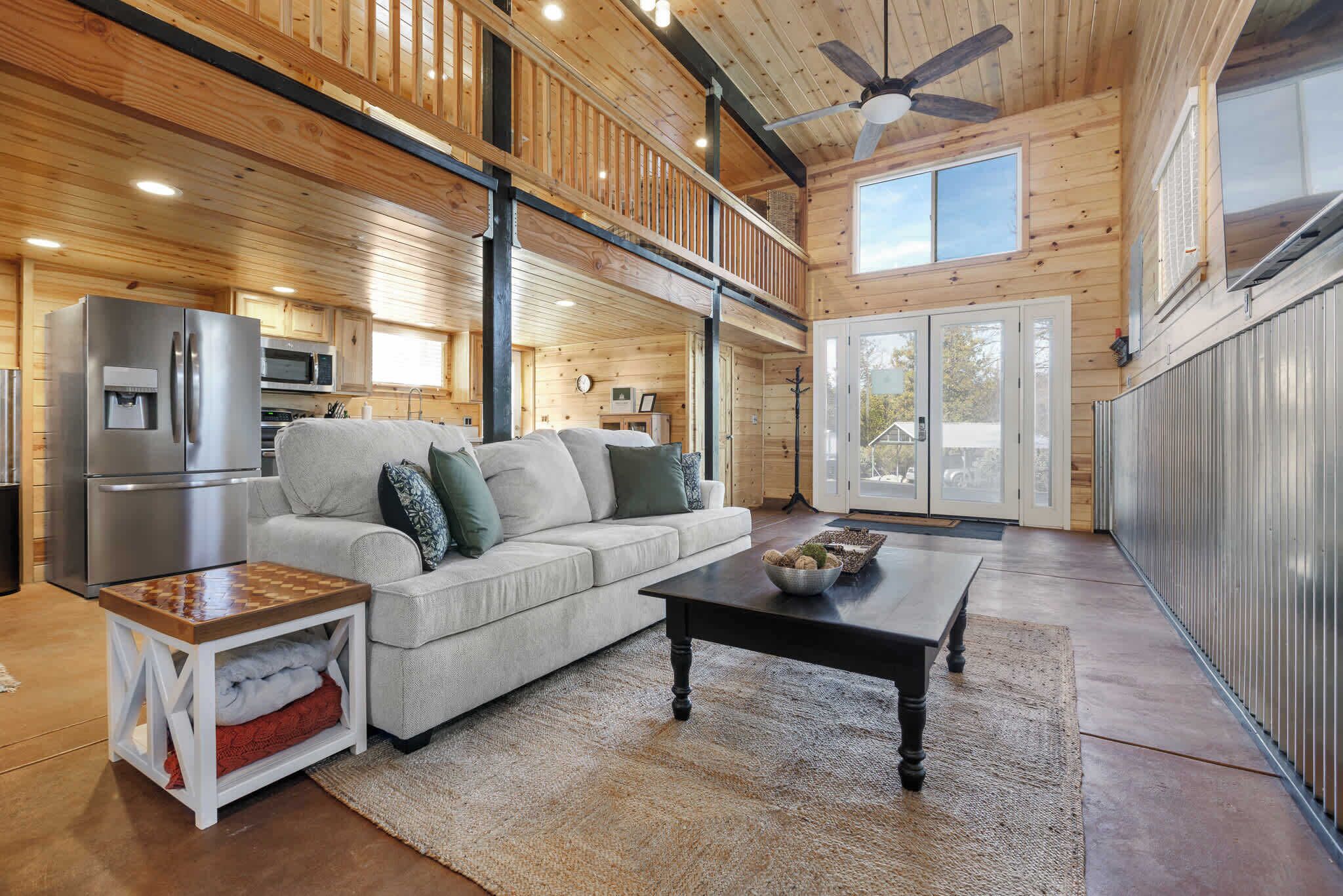 テレビ、書斎 / ワークスペース