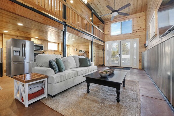 Televisión, oficina