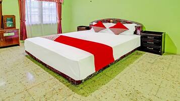 Basic Double Room | Bed sheets
