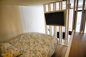 Strykejern/-brett, wi-fi (inkludert) og sengetøy