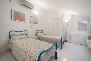 2 bedrooms, WiFi - Casa Felice near the center of Porto Azzurro (Porto Azzurro)