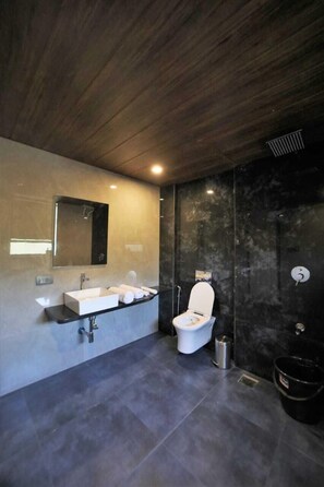 Villa | Bathroom