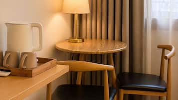 Kamar Triple Comfort | Seprai katun Mesir, seprai premium, selimut bulu angsa, dan busa memori
