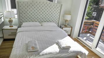 Condo Cao cấp | 1 phòng ngủ, bộ đồ giường cao cấp, trang trí khác biệt