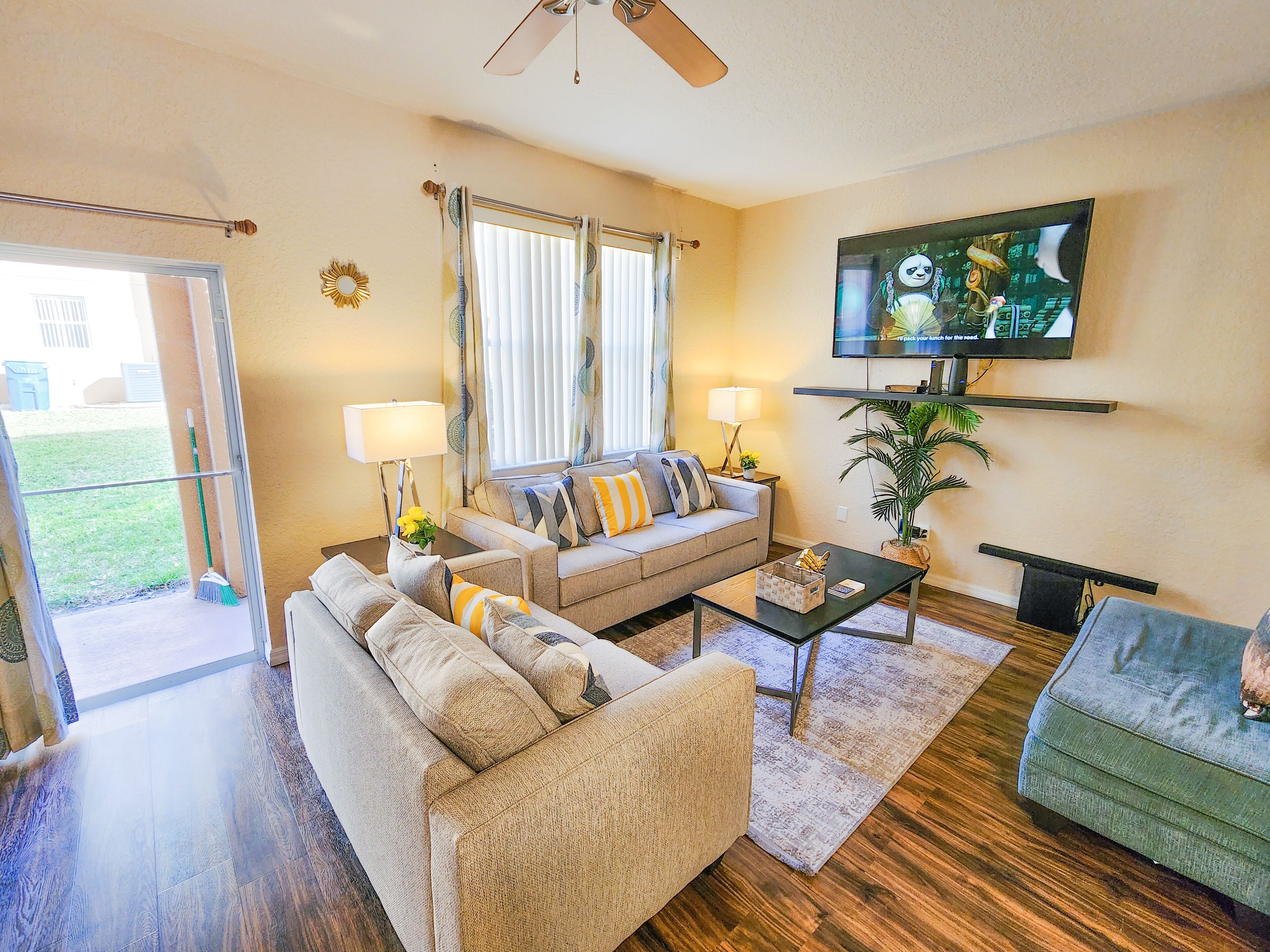 Oasis at Regal Palms - Near Disney 