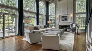 Smart TV, fireplace, offices