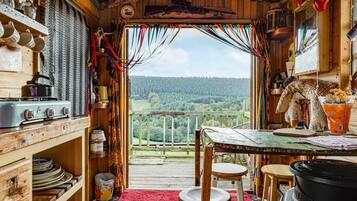 Cabin | Tempat makan