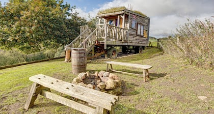 2x Double Bed - Glamping Wagon, Dalby Forest