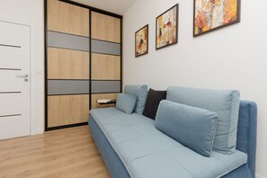 Exterior - Family Apartment With Terrace by Renters (Warsaw)