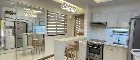 Fridge, microwave, oven, dishwasher