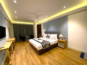 Hypo-allergenic bedding, down duvets, memory-foam beds, desk