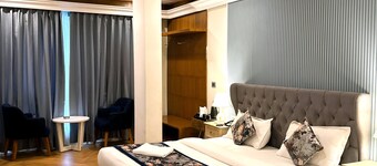 Hotel Sapling Mussoorie - 500 Mtr from Picture Palace Mall Road