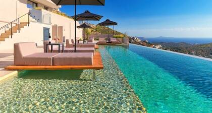 Executive Suite By Saronida Hills