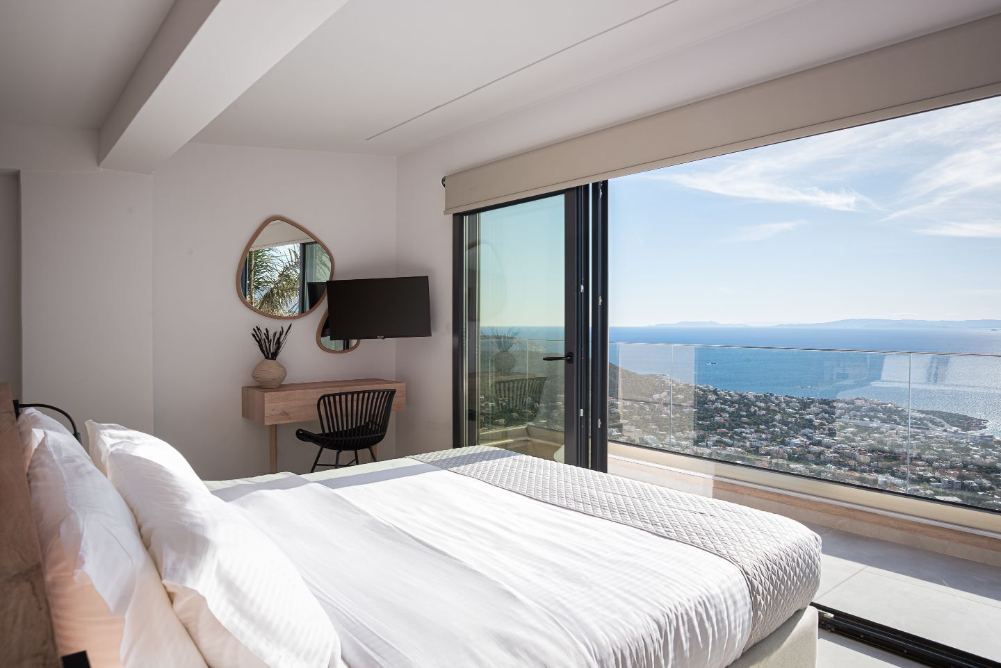 1 bedroom, in-room safe, iron/ironing board, free WiFi