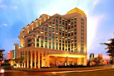 Fuzhou Linchuan Talent International Hotel