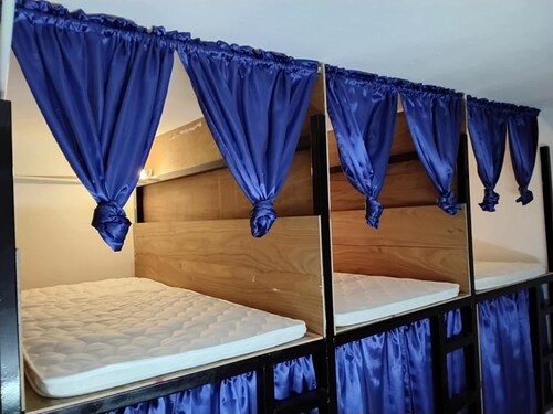 Hostel 24 Backpackers