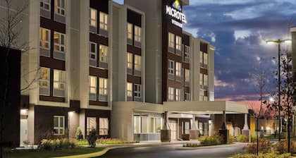 Microtel Inn & Suites By Wyndham Boisbriand