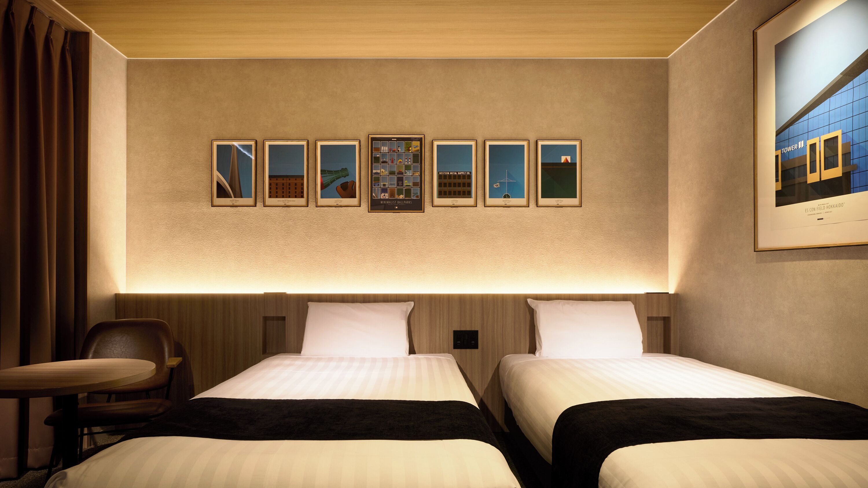 أغطية فراش متميزة وستائر تعتيم وواي فاي مجانًا وملاءات أسرّة