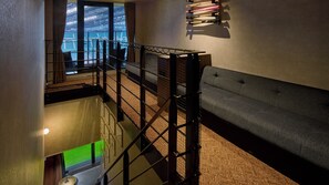 Field View, Maisonette, Non-Smoking | Premium bedding, blackout drapes, free WiFi, bed sheets