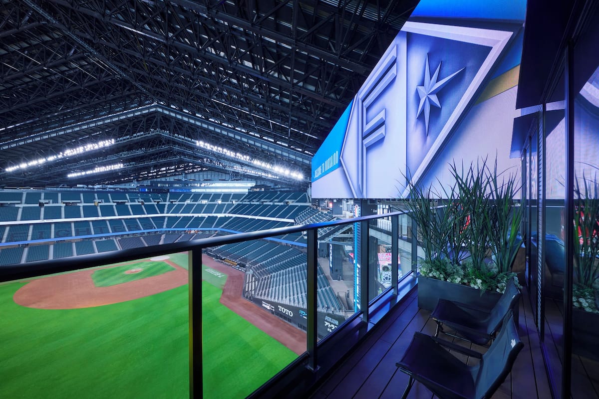 時尚四人房, 庭園景, 高層 | 高級寢具、遮光窗簾/窗簾、免費 Wi-Fi、床單