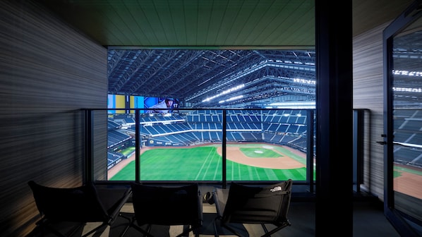 ダルビッシュ&大谷 プレミアムメゾネット 禁煙 | 高級寝具、遮光カーテン、WiFi (無料)、ベッドシーツ