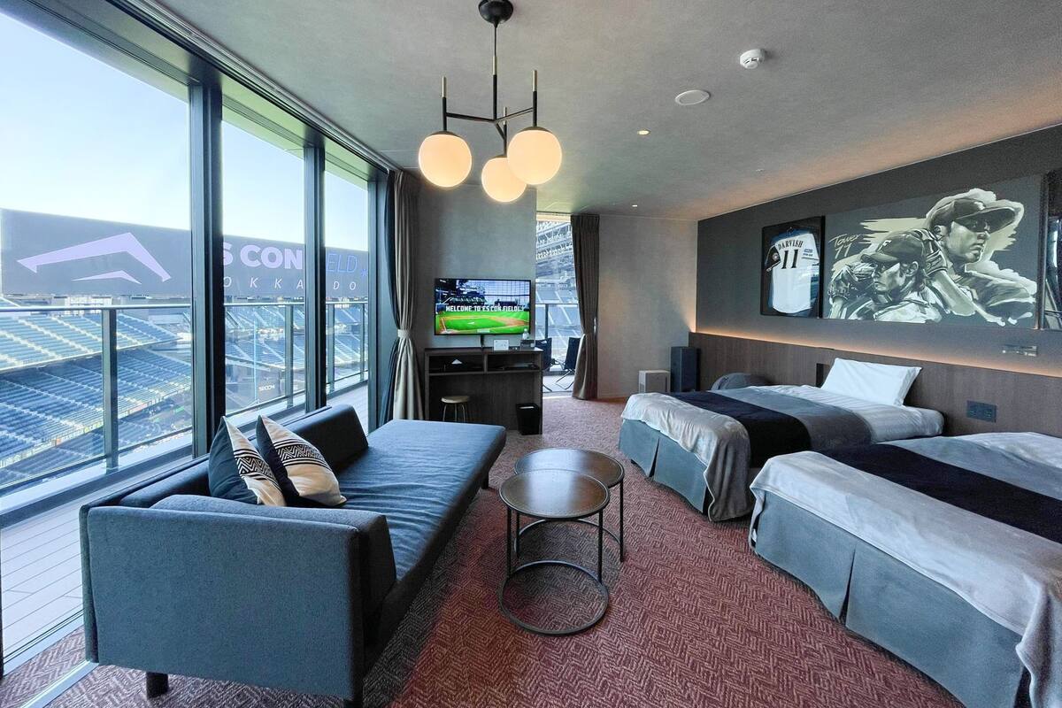 Premium bedding, blackout curtains, free WiFi, bed sheets