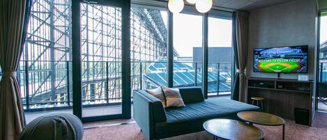 Field View, Darvish & Ohtani Suite, Non-Smoking | 1 bedroom, premium bedding, individually decorated, blackout drapes