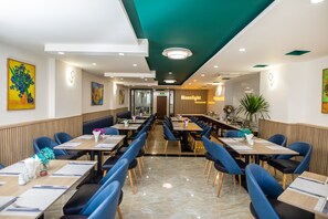 Restaurant - Moonlight Nha Trang Hotel (Nha Trang)