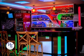 Bar (en la propiedad)