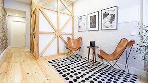 Interior - Cimo de Vila 62 by LovelyStay (Porto)