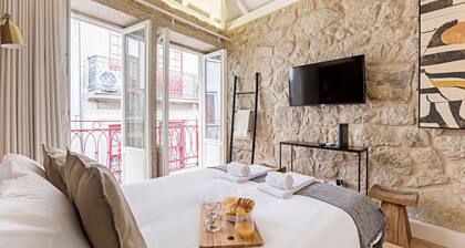 Cimo de Vila 62 by LovelyStay