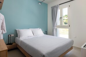 1 bedroom, in-room safe, iron/ironing board, free WiFi